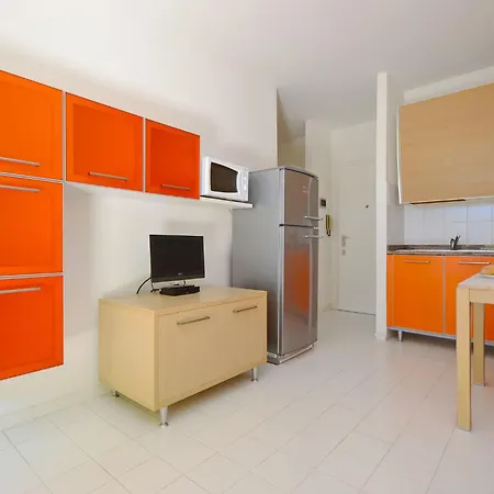 Parco Hemingway-11 By Interhome Apartman