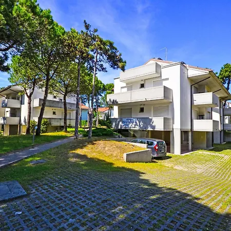 Parco Hemingway-11 By Interhome *